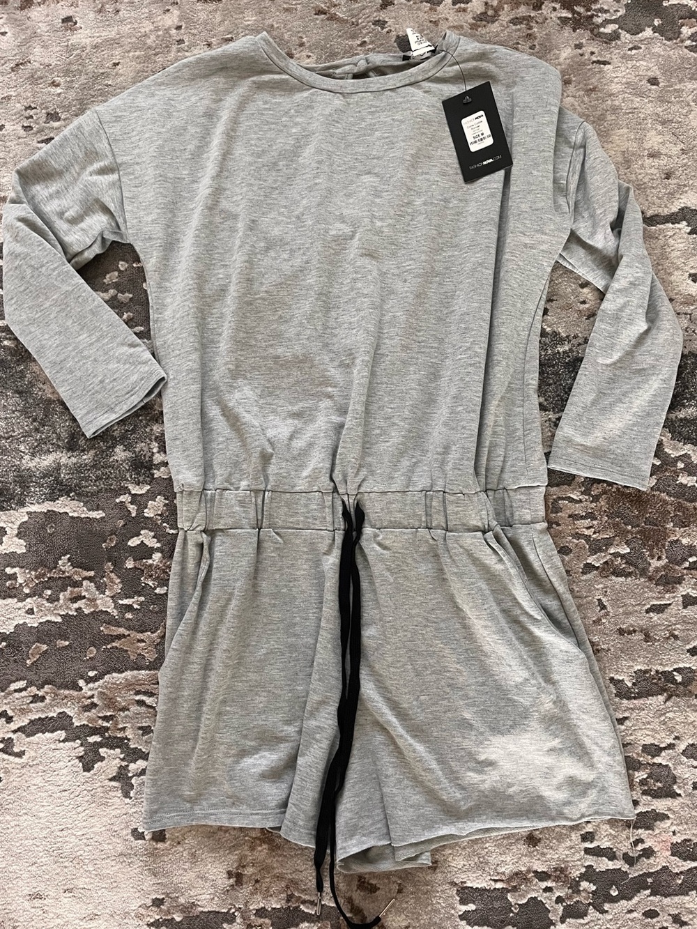 New w tags fashion nova women’s medium sweater romper with manufacture flaws